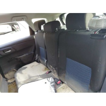 toyota auris del año 2013