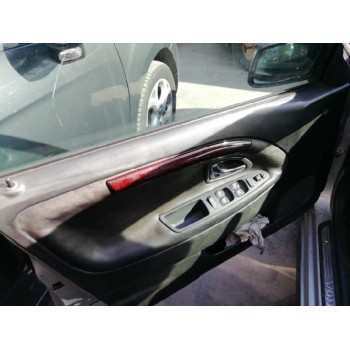 volvo s40 berlina del año 2000