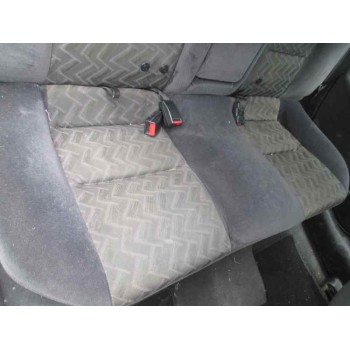 opel vectra b berlina del año 2000