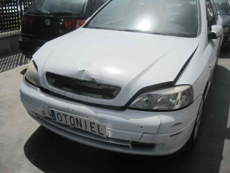 opel astra g berlina del año 1999