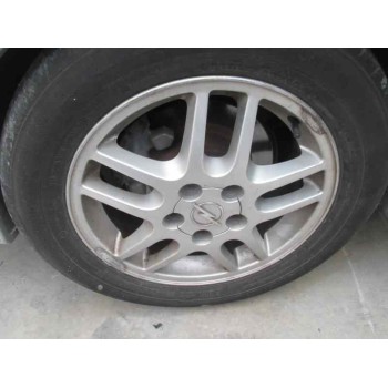 opel vectra b berlina del año 2000