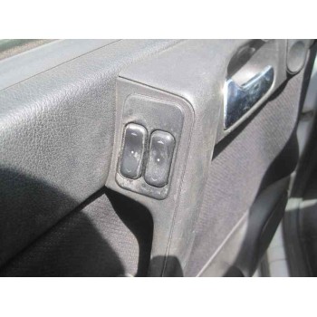 opel astra g berlina del año 1999