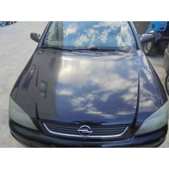 opel astra g berlina del año 2004