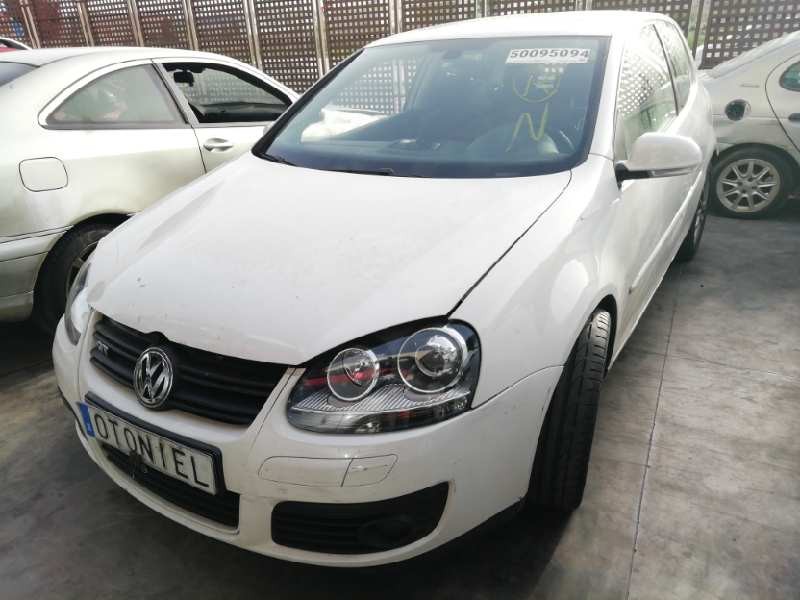 VOLKSWAGEN GOLF V BERLINA (1K1)