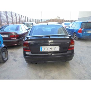 opel astra g berlina del año 2004