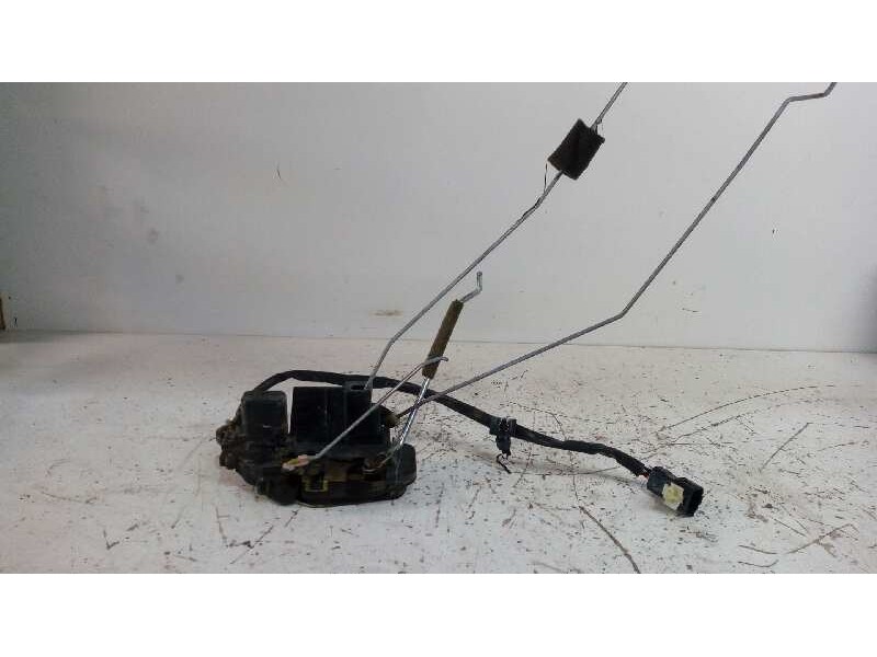 Recambio de cerradura puerta delantera izquierda para kia carens 1.6 cat referencia OEM IAM   