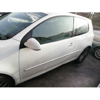 volkswagen golf v berlina (1k1) del año 2007