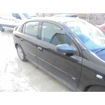 opel astra g berlina del año 2004