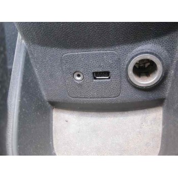 ford fiesta (ccn) del año 2013