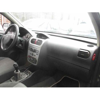 opel corsa c del año 2005