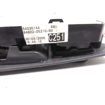 Recambio de mando elevalunas delantero izquierdo para toyota avensis (_t25_) 1.8 (zzt251_) referencia OEM IAM 8480205210b0  