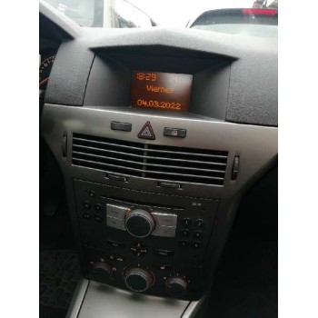 opel astra h berlina del año 2006