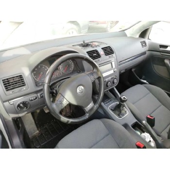 volkswagen golf v berlina (1k1) del año 2007