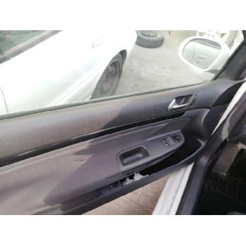 volkswagen golf v berlina (1k1) del año 2007