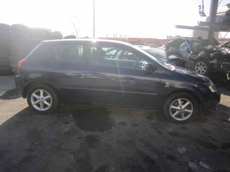 toyota corolla (e12) del año 2003