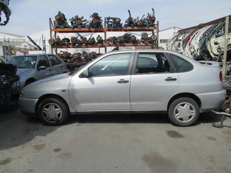 SEAT CORDOBA BERLINA (6K2)