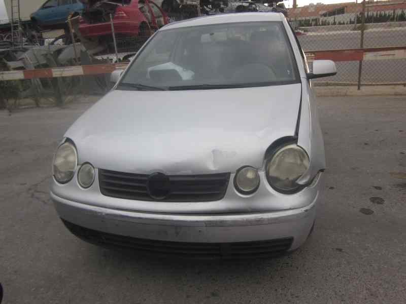 VOLKSWAGEN POLO (9N1)