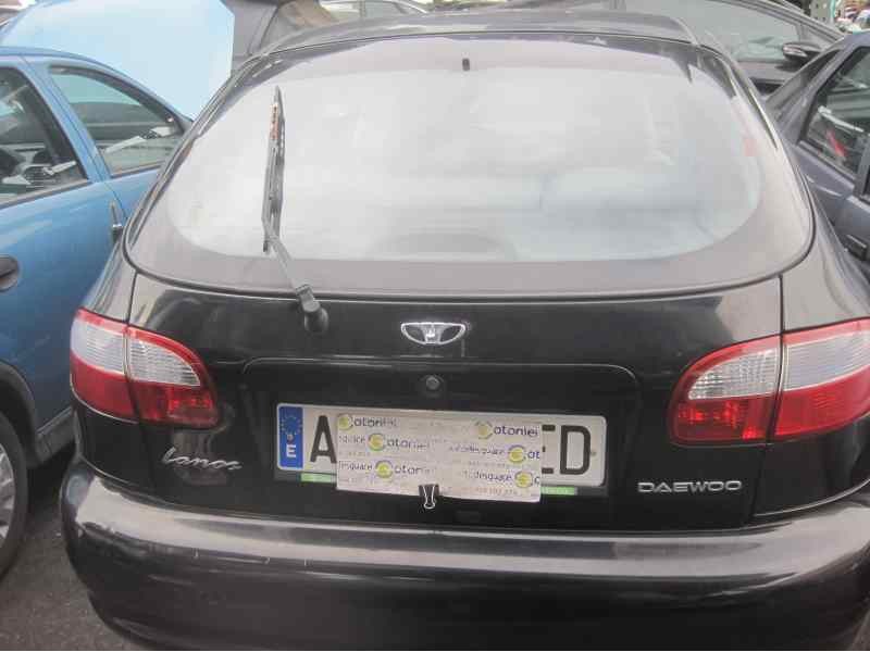 daewoo lanos del año 1999