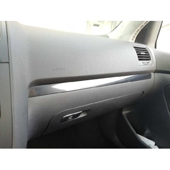 volkswagen golf v berlina (1k1) del año 2007