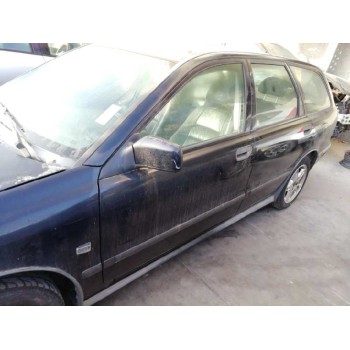 volvo v40 familiar del año 1999