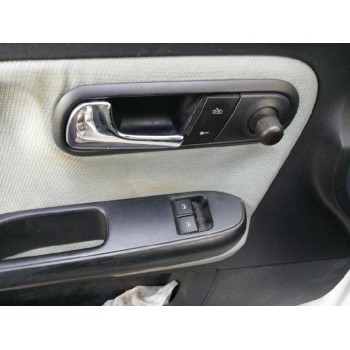 seat ibiza (6l1) del año 2003