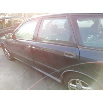 volvo v40 familiar del año 1999