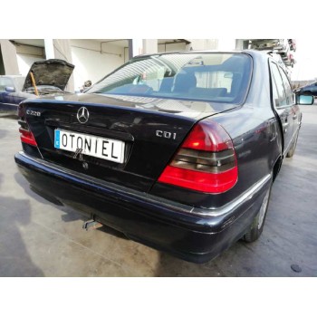 mercedes-benz clase c (w202) berlina del año 1999