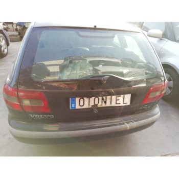 volvo v40 familiar del año 1999