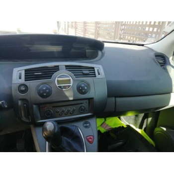 renault scenic ii del año 2003