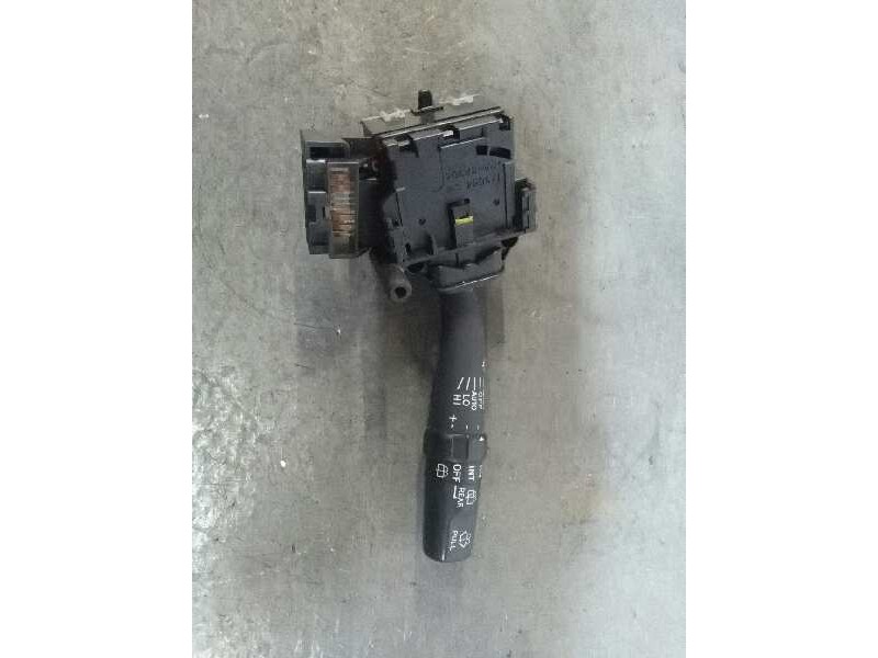 Recambio de mando limpia para toyota corolla verso (r1) 2.2 d-4d luna referencia OEM IAM   