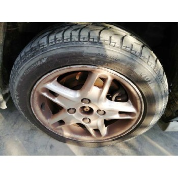 volvo v40 familiar del año 1999