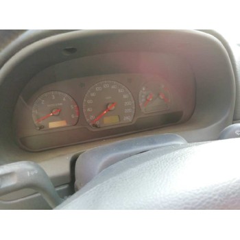 volvo v40 familiar del año 1999