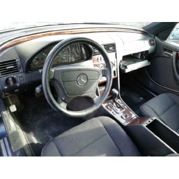 mercedes-benz clase c (w202) berlina del año 1999