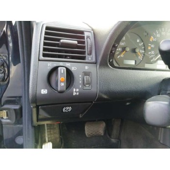 mercedes-benz clase c (w202) berlina del año 1999