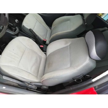 seat ibiza (6l1) del año 2004