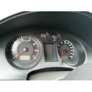 seat ibiza (6l1) del año 2004