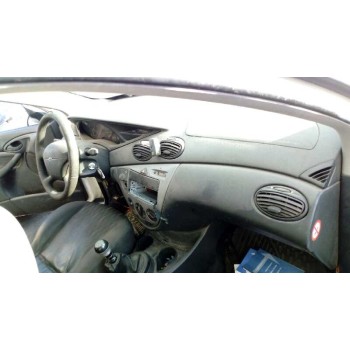 ford focus berlina (cak) del año 2002