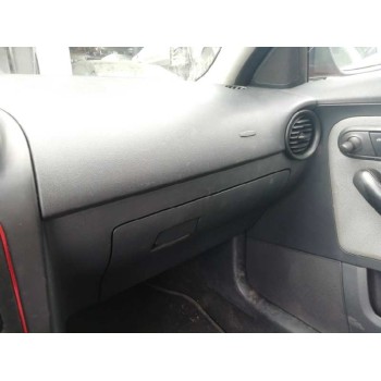 seat ibiza (6l1) del año 2004