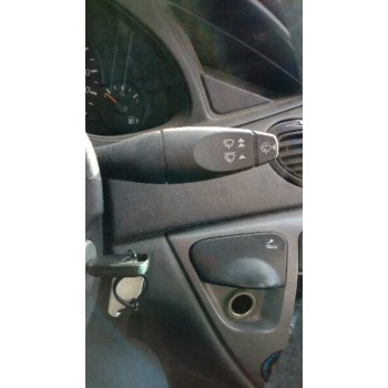 ford focus berlina (cak) del año 2002