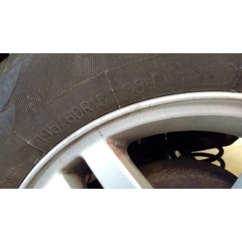 ford focus berlina (cak) del año 2002