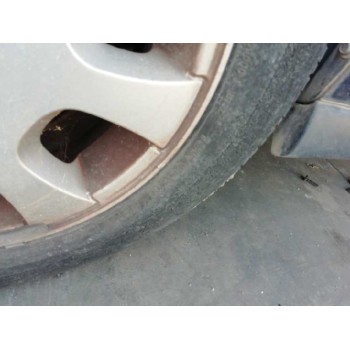 volvo v40 familiar del año 2001