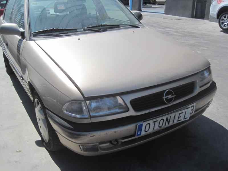 opel astra f berlina del año 1996