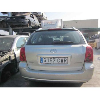 toyota avensis wagon (t25) del año 2004