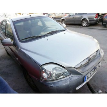 kia rio del año 2000