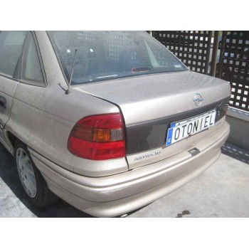 opel astra f berlina del año 1996