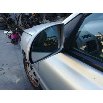 kia rio del año 2000