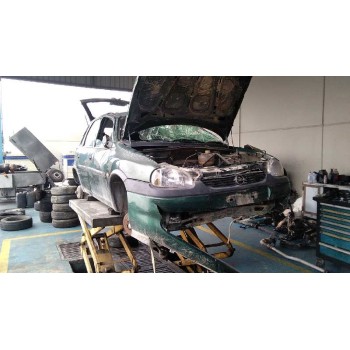 opel corsa b del año 2000