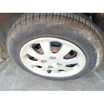 kia rio del año 2000