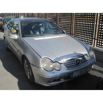 mercedes-benz clase c (w203) sportcoupe del año 2002