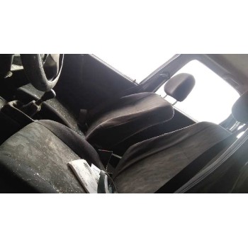 opel corsa b del año 2000